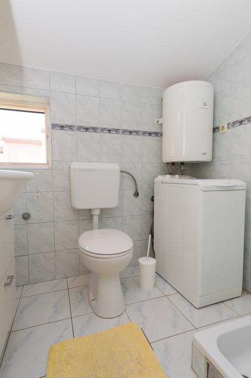 Apartment Milka Vodice Exteriör bild